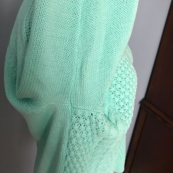 Crown & Ivy Cable Knit Long Sleeve Sweater - Picture 2 of 5